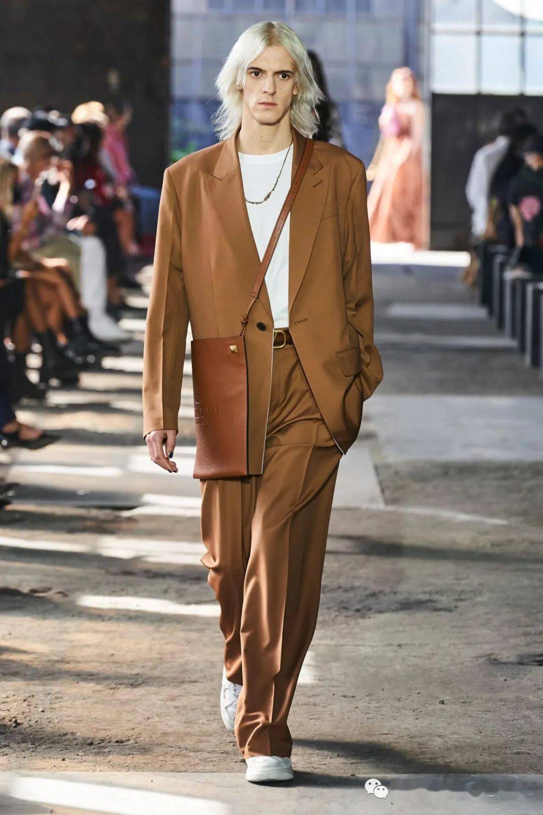 华伦天奴|VALENTINO|2021春夏与牛仔巨头Levi's合作