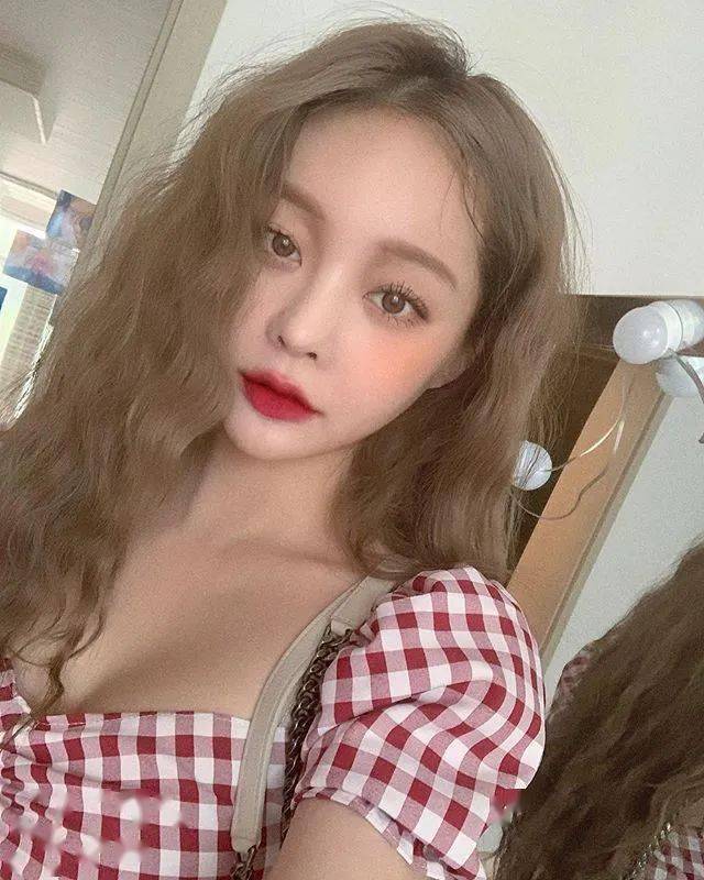 重点|不做作又时髦的减龄妆?抓到这三个重点就能小5岁!