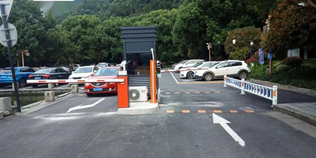 收费停车场的管理郑州 2b82b3ba44284a94b32a3fa57c097586.jpeg