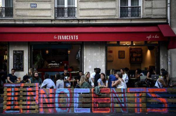 法国餐饮业今夏营业额下降6.7 地区差异显著