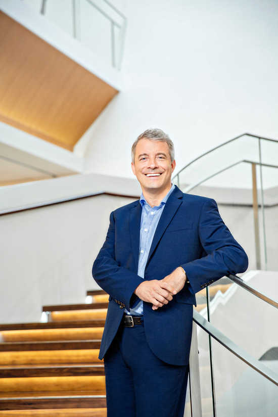 新能源|柏历：投入超半数资源，通用以规模效应加速电气化