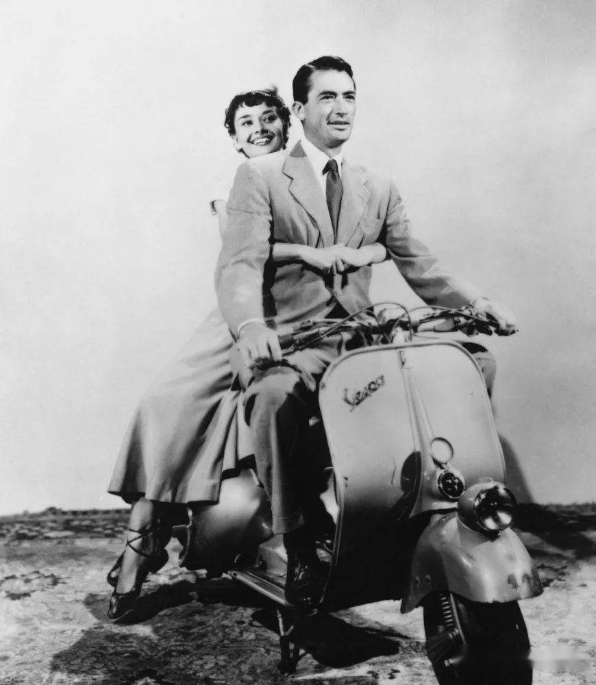 Stussy|10万的Dior X AJ不算啥，20万的Dior踏板车才是真香！