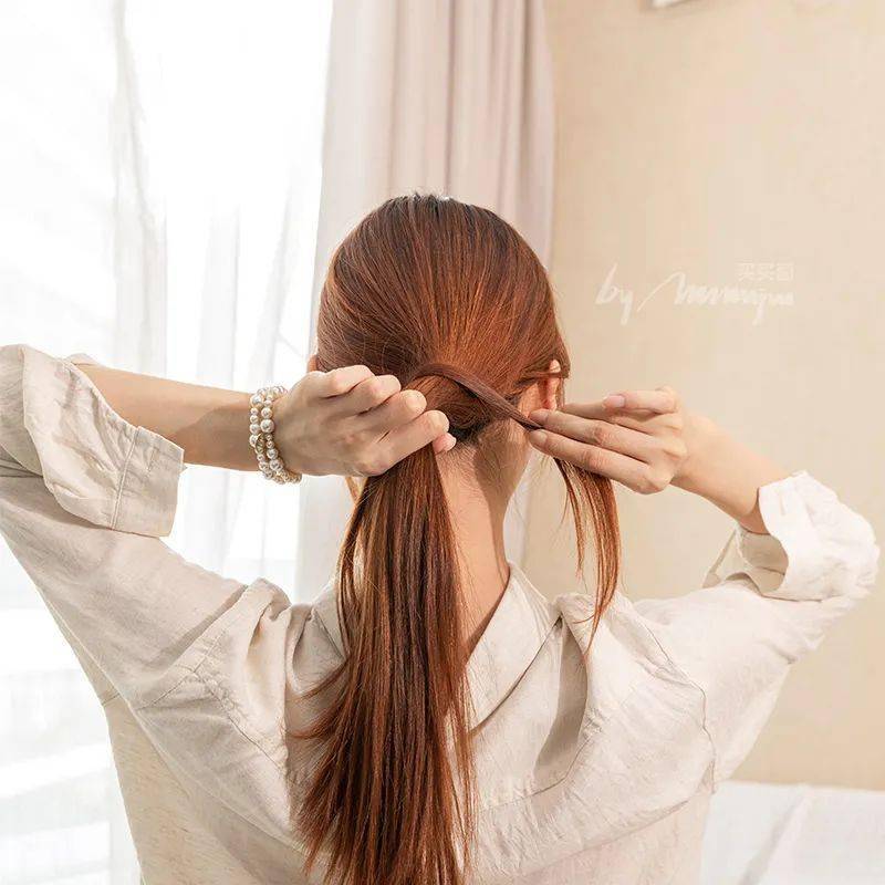 教程|一看就会!4款韩系气质盘发教程,30秒迅速出门!