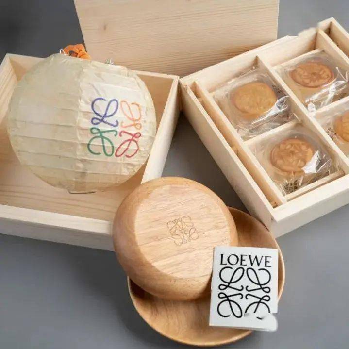 礼盒|大 牌 的 月 饼 长 啥 样 啊 ？