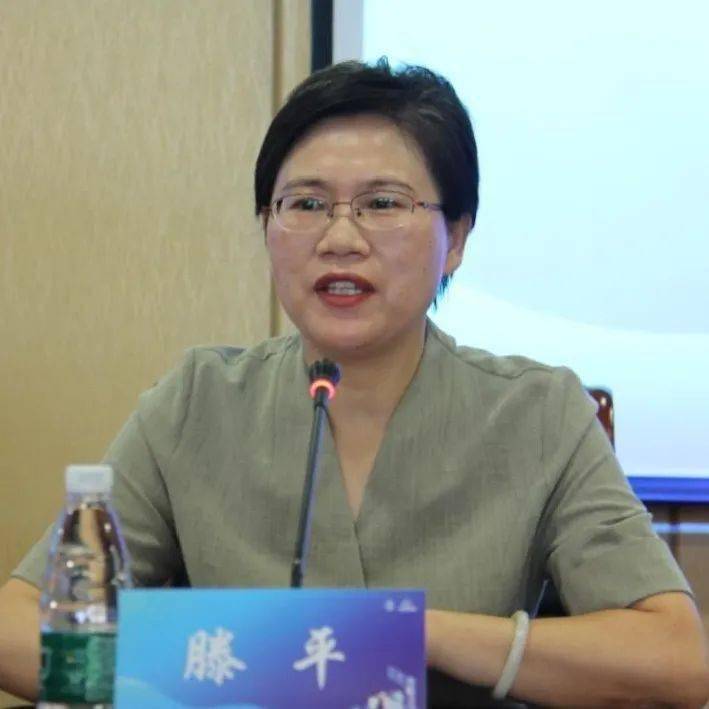 江义舟主任(左),滕平处长(右)