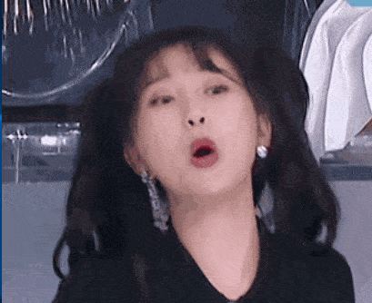 图片来源于网络 最近鹅酱一直在follow (关注)虞书欣的微博  最出名的