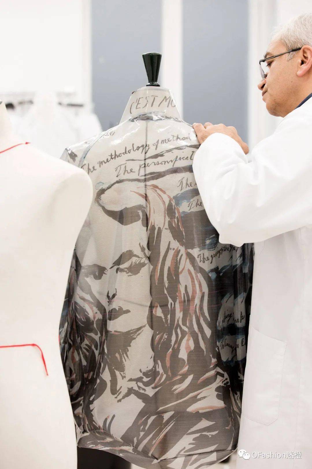 Stussy|10万的Dior X AJ不算啥，20万的Dior踏板车才是真香！