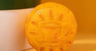 礼盒|大 牌 的 月 饼 长 啥 样 啊 ？