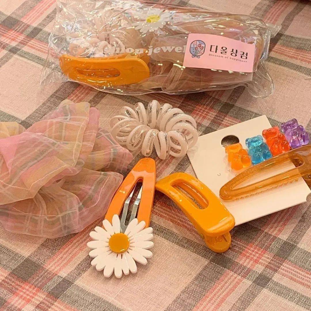 教程|一看就会!4款韩系气质盘发教程,30秒迅速出门!