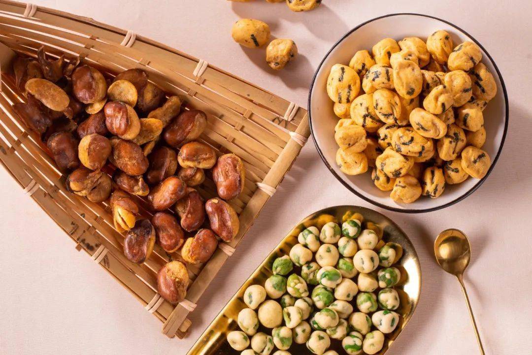 花生|? 连隔壁家小孩都忍不住来跟我抢着吃的零食！真的太香了！