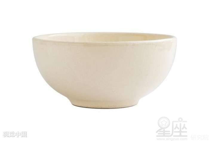 梦境启示录，梦见吃饭的碗被人端走的深层含义与心理解析