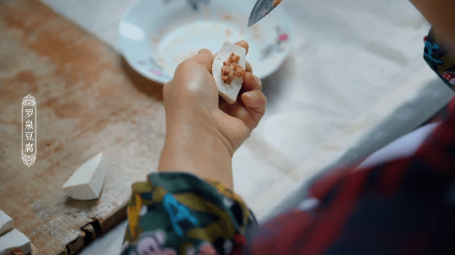资中有多少人口_奥特曼中有多少种怪兽