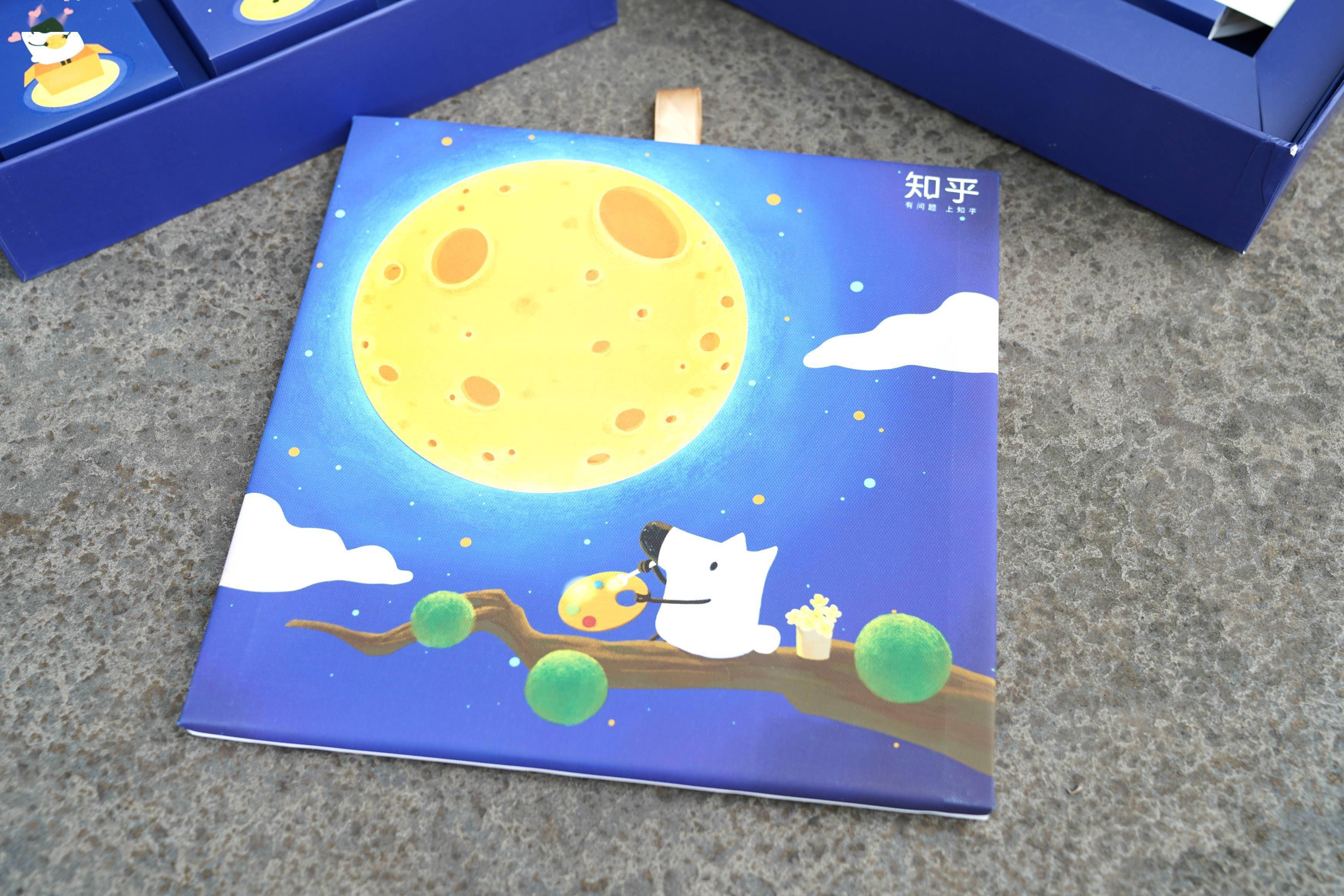 包装袋|开箱 8 盒月饼后,我们发现了品牌包装袋背后的门道