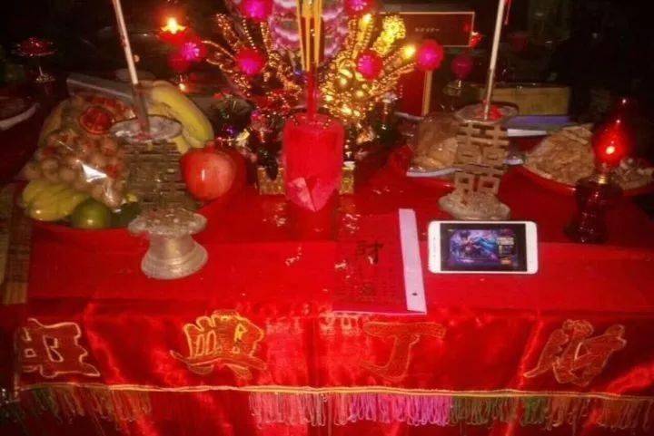 潮汕人历年中秋各种奇葩"拜月娘,最后一个看傻眼了!