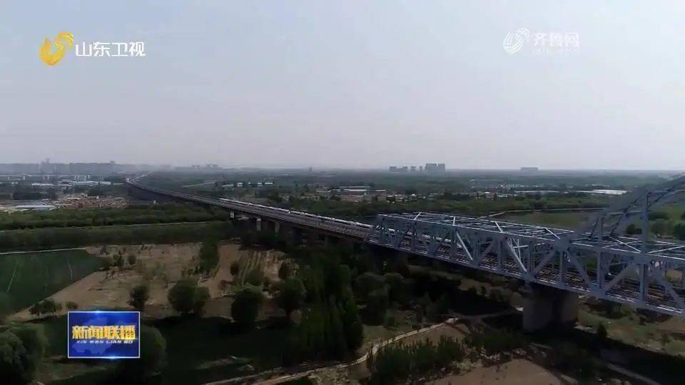 京沪高铁经济总量_京沪高铁(3)