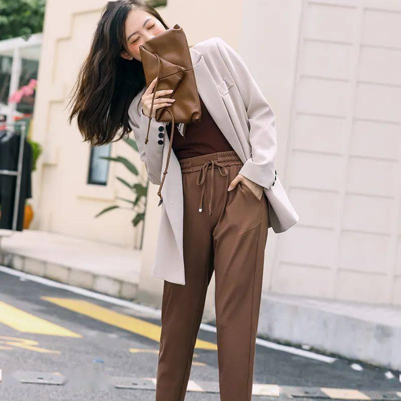 衣服|值得买丨秋装百搭冠军来了！从此上班前不必在衣柜前犯难！