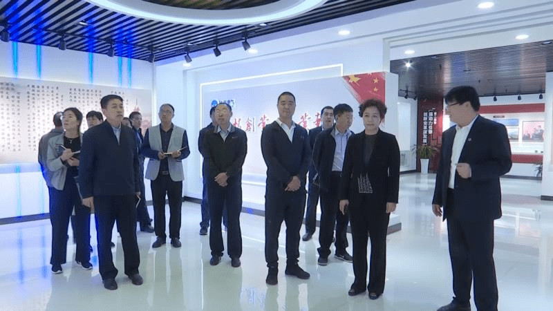 项目建设事关经济总量_建设银行图片