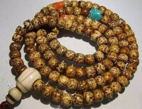 配饰|除了包浆，手串玩成这样才算高手！