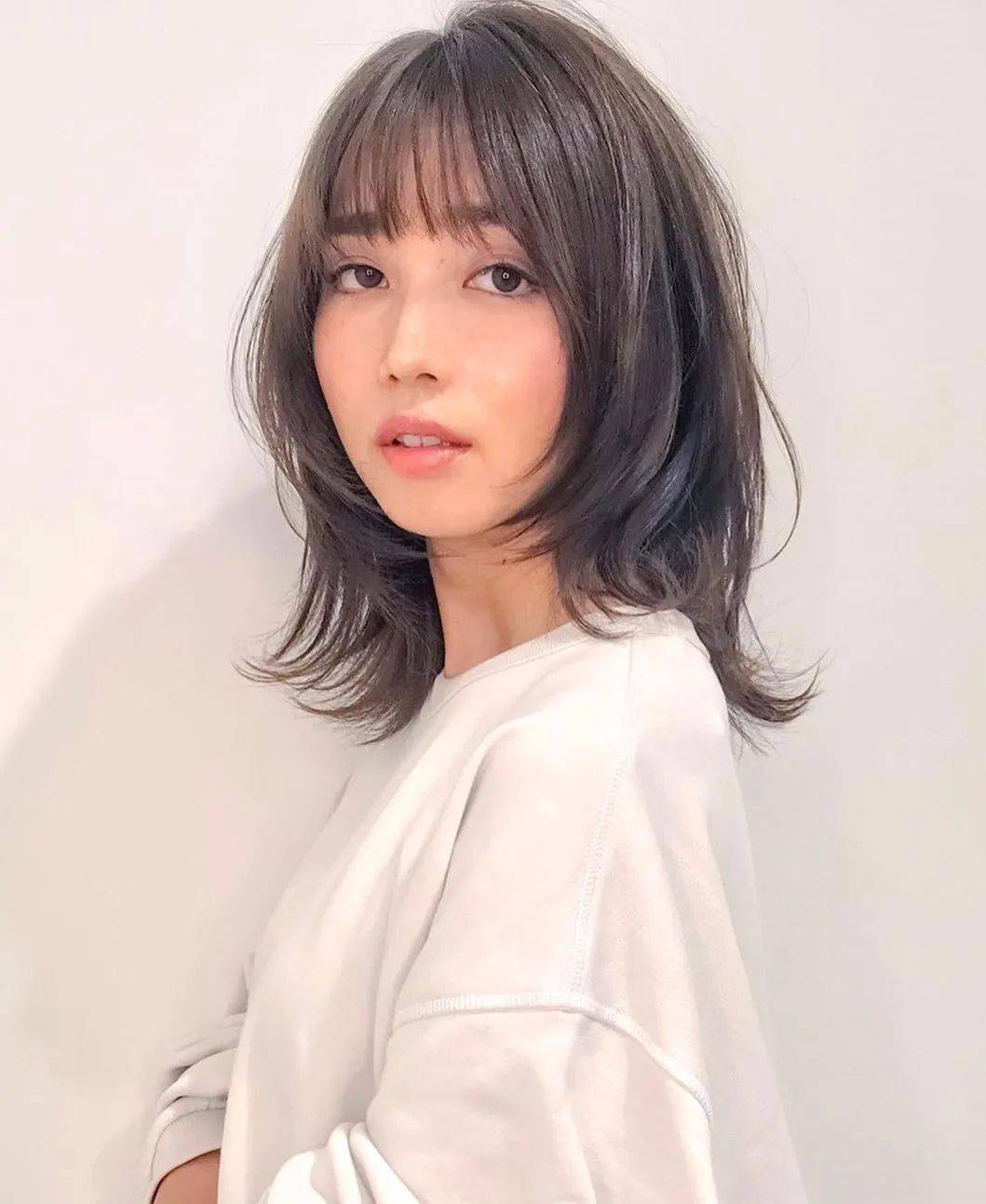 造型|入秋必选的第一款锁骨发造型