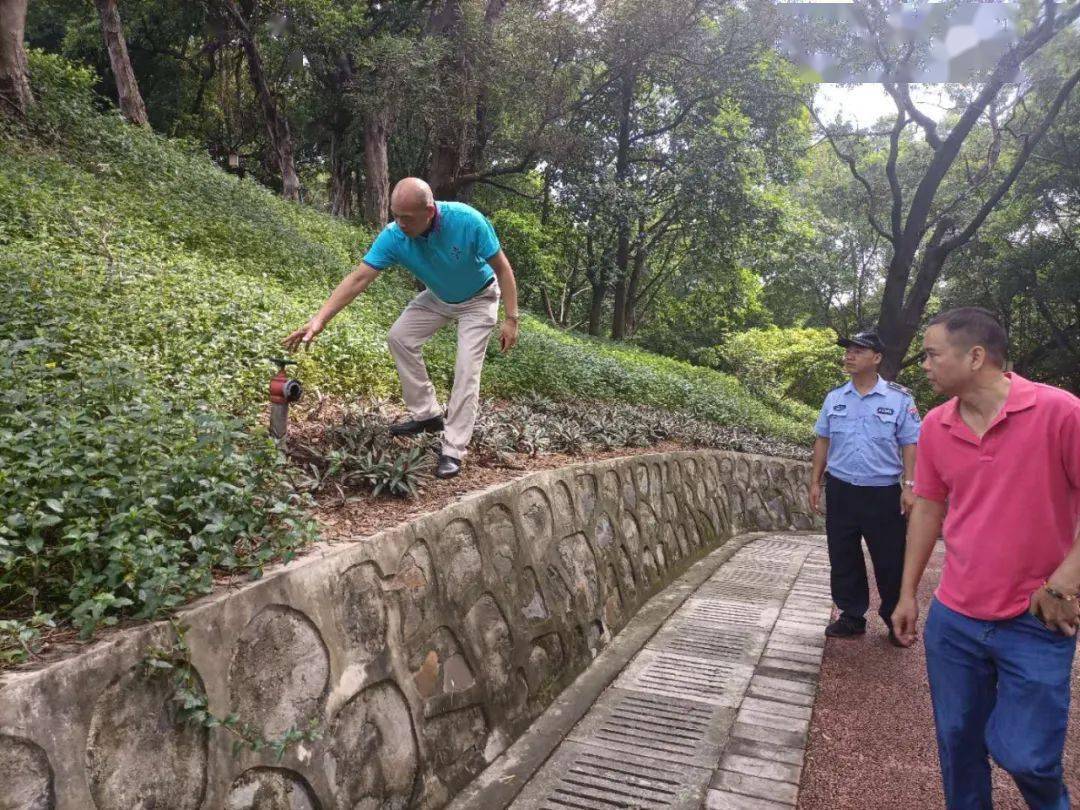 里水草场人口_石家庄草场街小学图片(3)