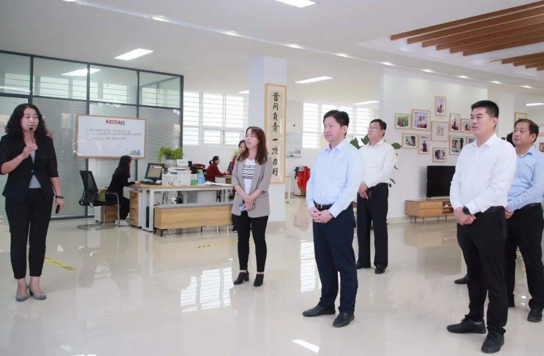 康茂礼到胜利街道调研