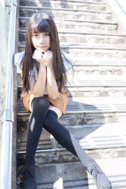 写真|超越业界的正妹模特真岛なおみ 八月节日限定扮装