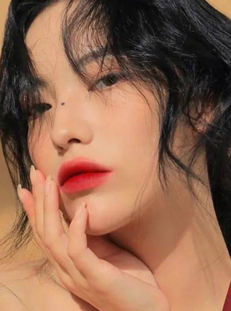 秘籍|有一说一，她出变美秘籍我真的愿意看