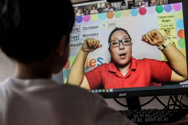 菲律宾|菲律宾：开学首日网上见