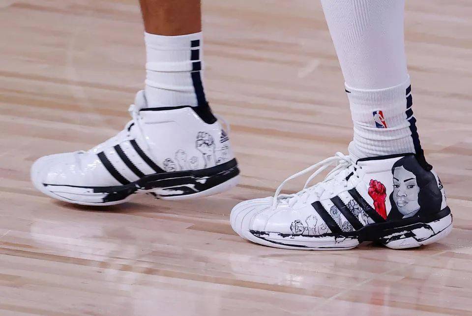 Waffle|侃鞋丨阿迪达斯的2020：惨痛之下，仍有光芒