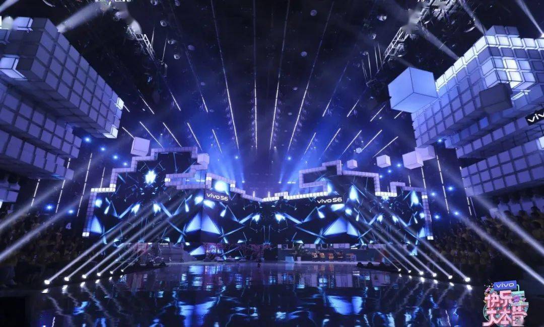 快乐大本营2020年最_从《快乐大本营》2020暑期创新企划,看出综艺常青树