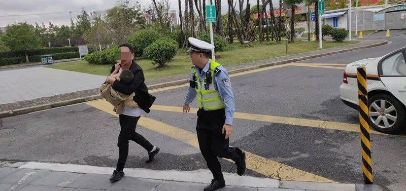 节日|蜀黍在【节日我在岗】孩子别怕