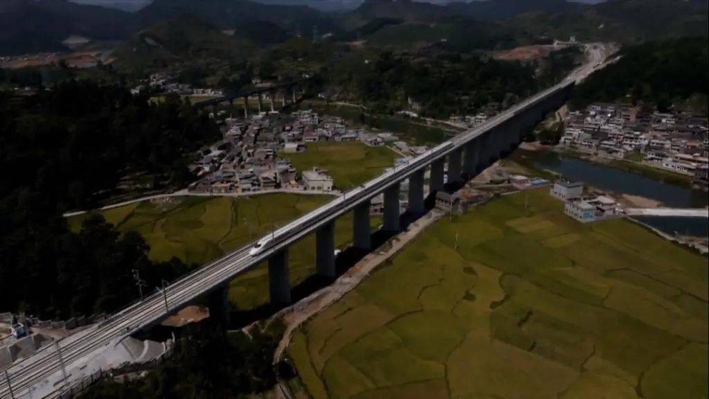 贵广高铁沿线风景