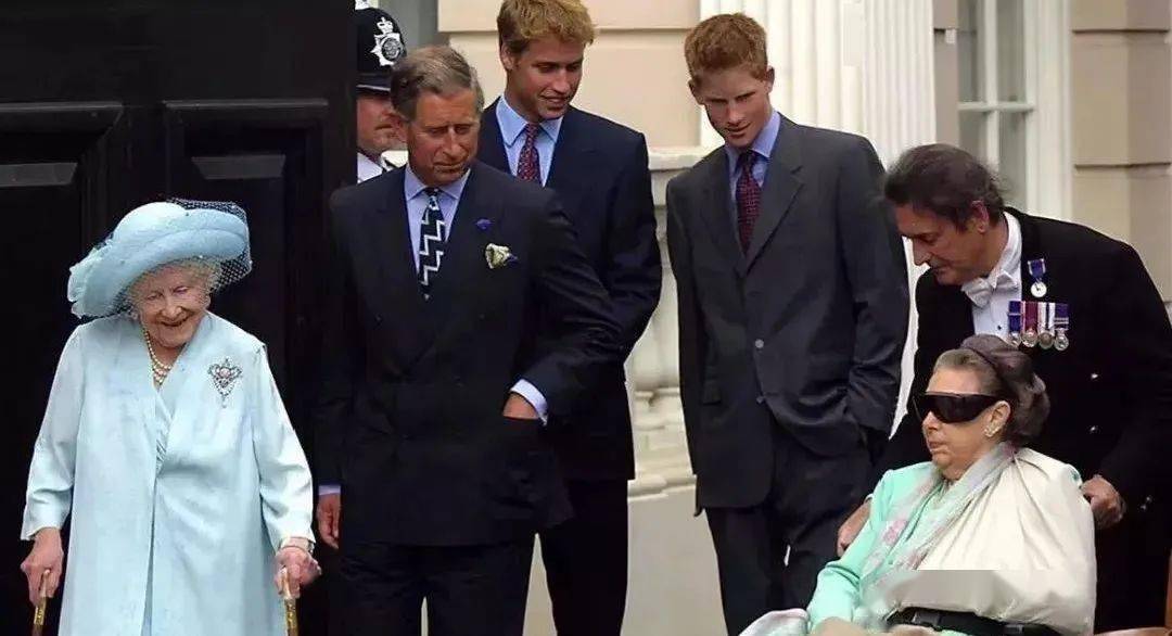 前夫|她是王室最“浪荡”公主，死后还遭前夫卖裸照！珠宝再多，也换不回圆满...