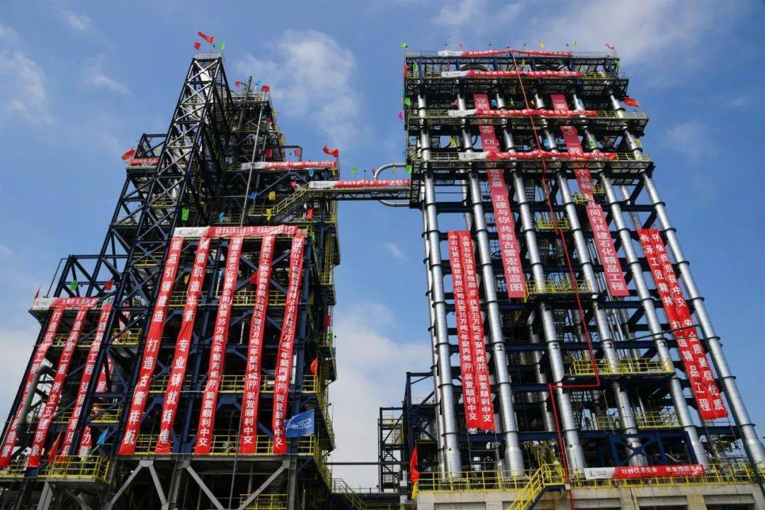 万元gdp用水量化工厂_化工厂(3)