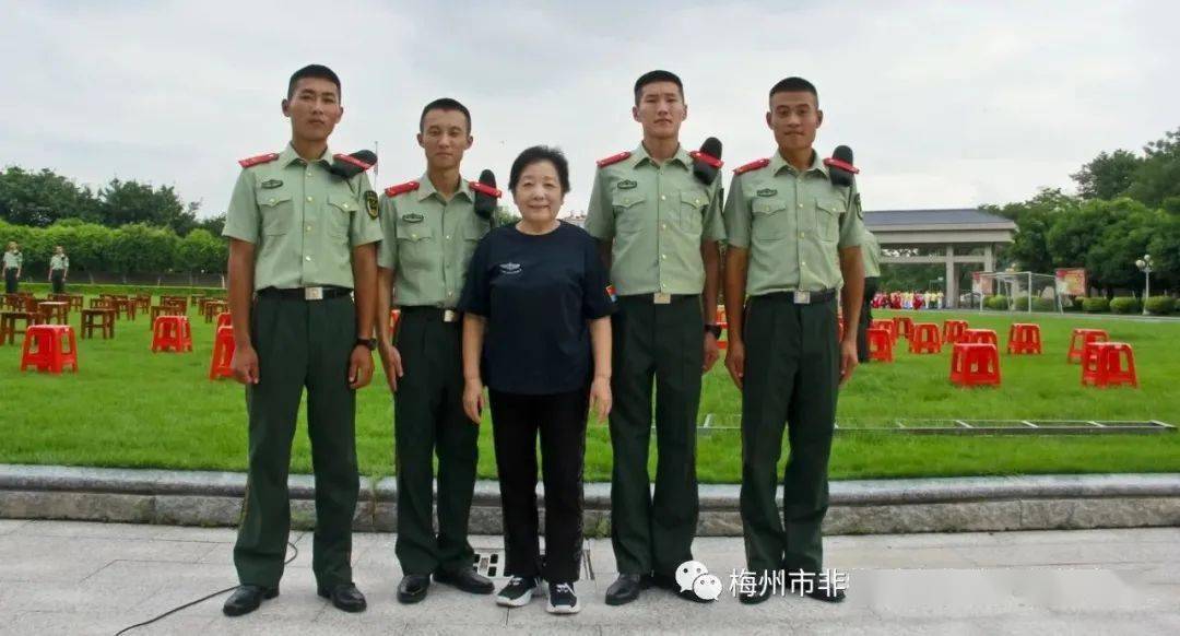 合心聚力建新功·军民同乐谱华章 迎国庆文艺汇演在武警梅州支队