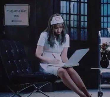 girls'|MV服饰不当引发韩网抗议！这次她们有点冤吧…？