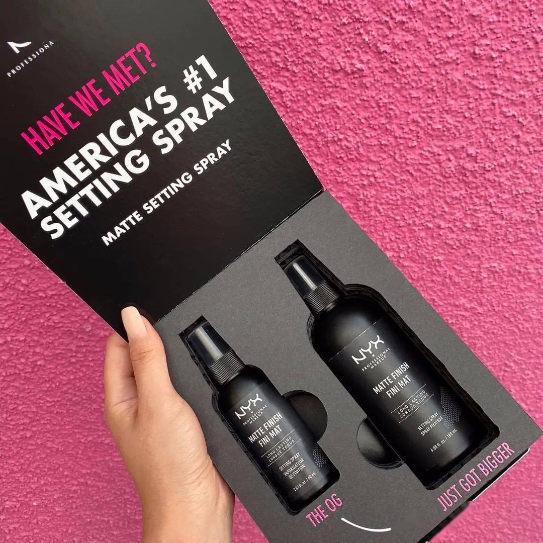 脱妆|告别卡粉，秋冬天也要持久保湿的定妆秘籍！！