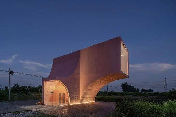 Balance|THOM BROWNE 2021 春夏系列正式发布