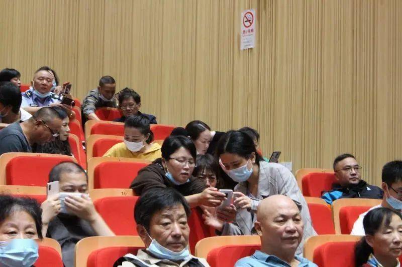 人口普查港澳台外籍_人口普查(3)