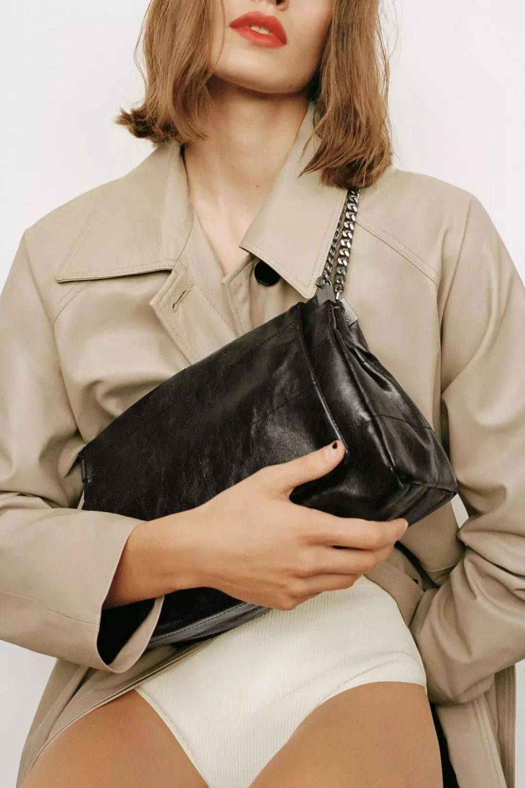 黑色|【服饰前沿】2020显白又高级，只服奶茶色