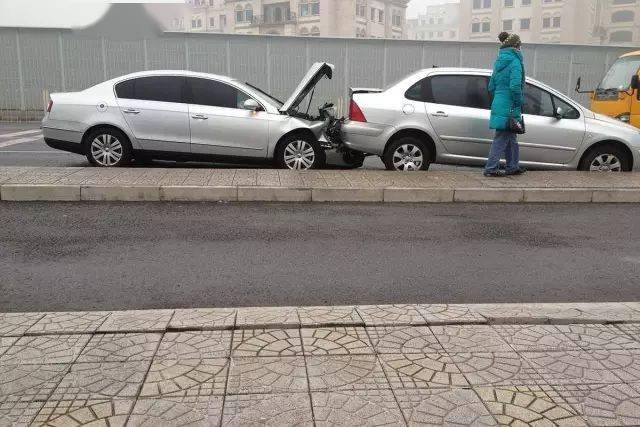 
这6种交通事故一定不能私了！90%的司机不知道！_AG亚娱集团官方(图10)