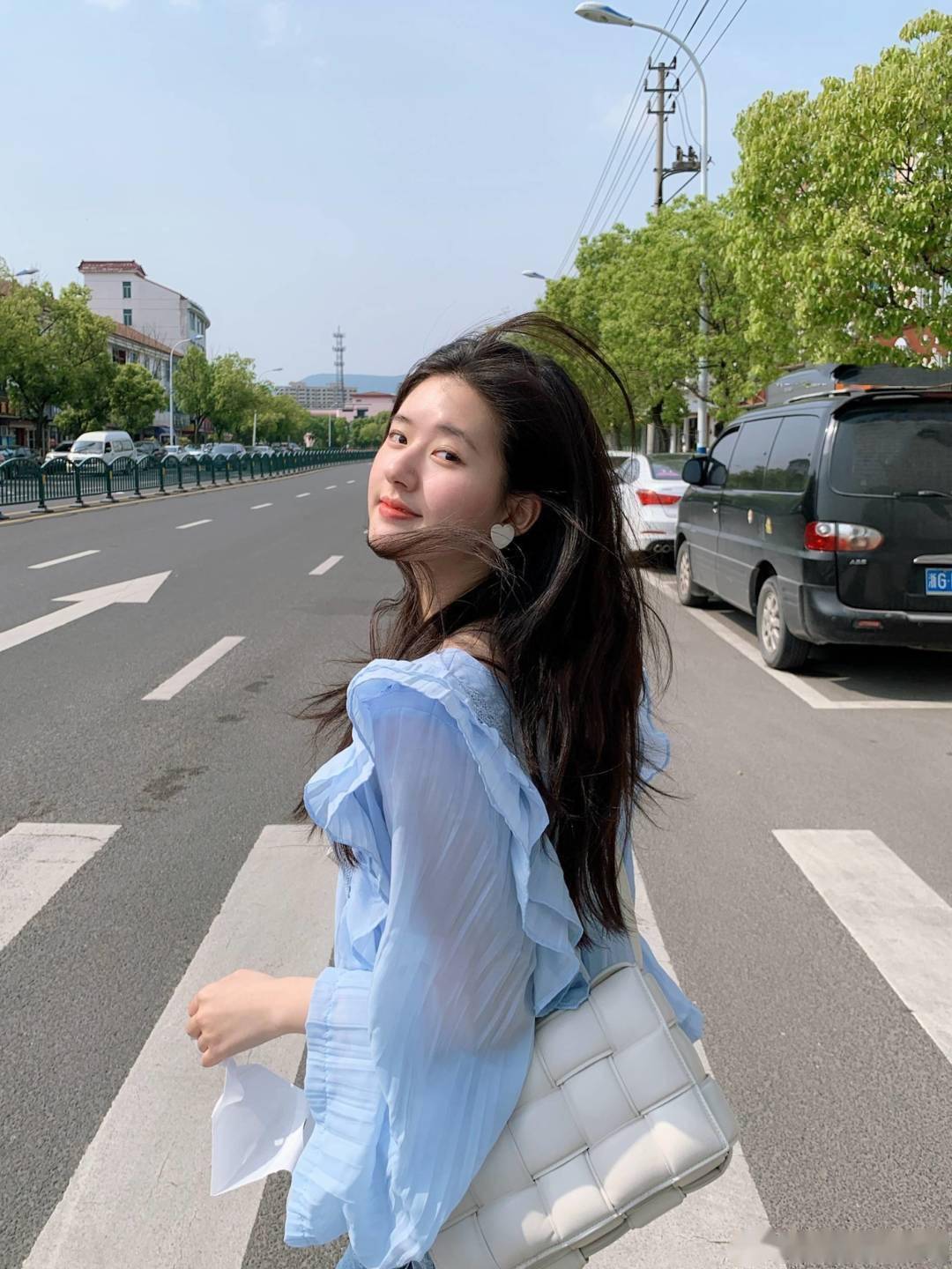 在线|看完娜扎的在线求助，我笑着笑着就哭了……