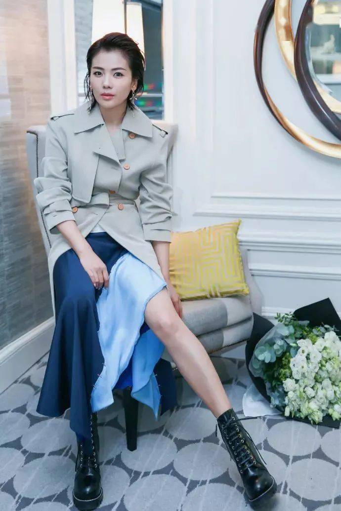 刘涛今|刘涛今秋战靴，一穿增高5cm？英伦百年传承，防水防污！