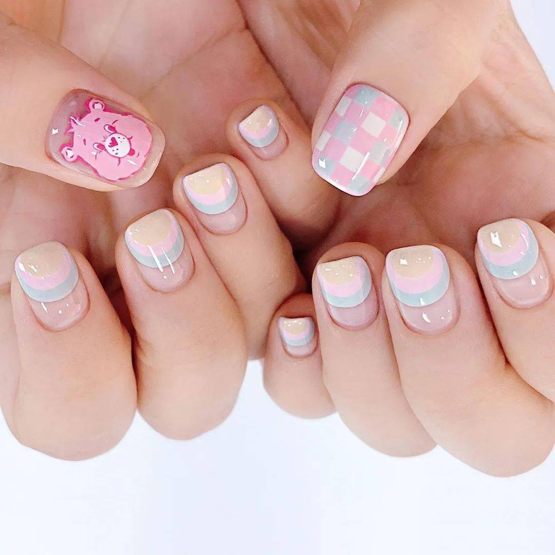 款式|赶紧存图！40款秋冬美甲，显白不挑人！