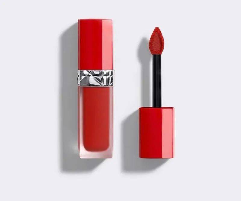 涂越白|美人计 | 肤色越来越健康的杨采钰，告诉你底妆真不用越涂越白