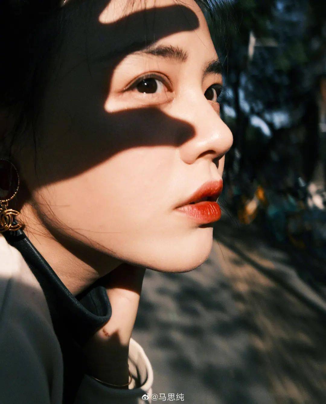 眼线|能让李栋旭一直念念不忘，这个女人不简单！