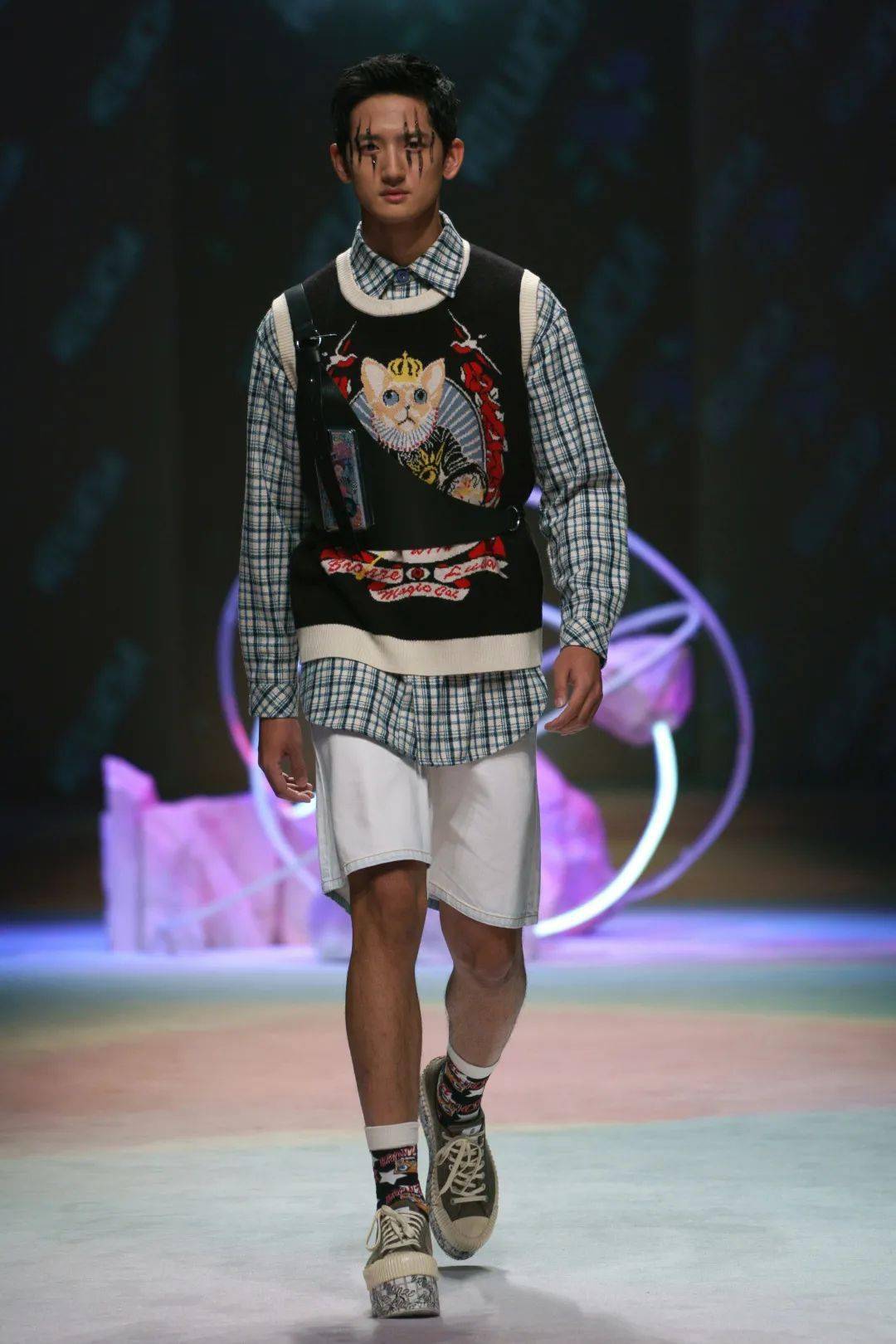 陆玺娅|不愧是你！本季最“拼”的设计师品牌～