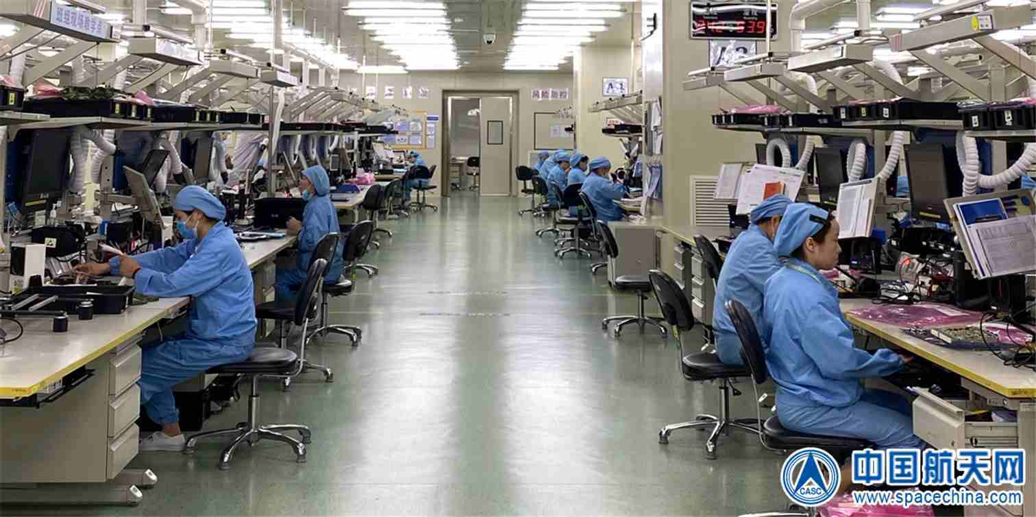 图为该车间生产现场 丁少颖 摄