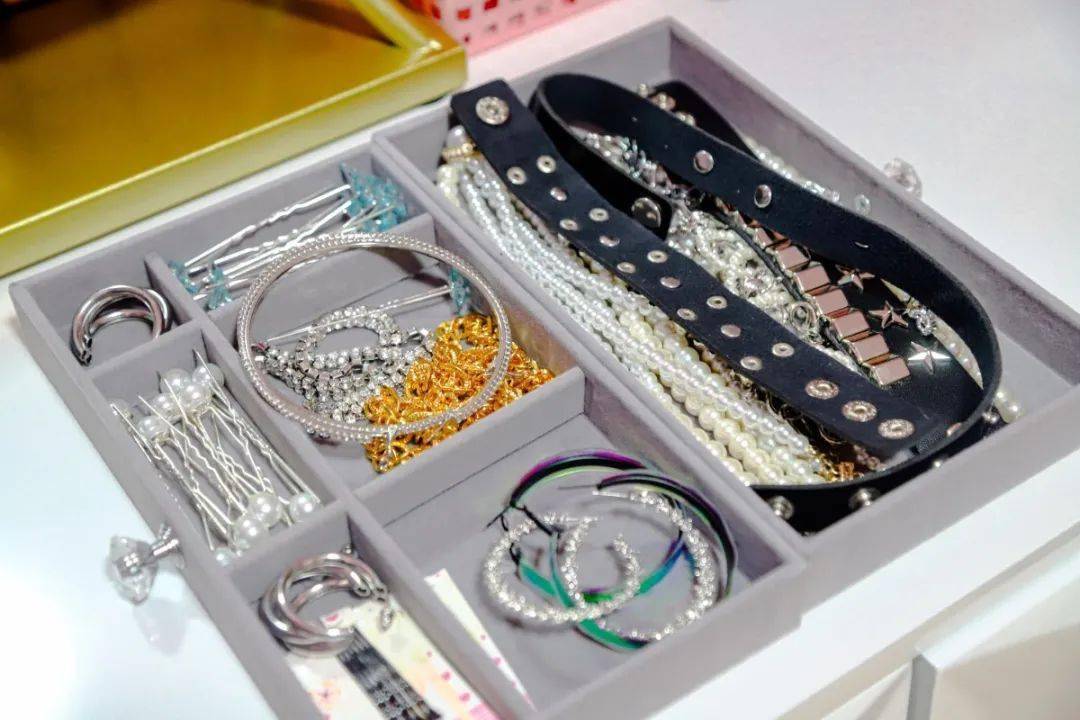 国潮|美炸了！国潮旗袍、复古港风、JK制服...这家换装自拍馆太好拍了！3小时不限服装，20+拍照场景，100+种造型！随手拍出大片！