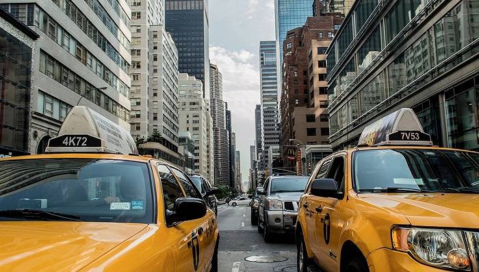 自动|叫车难、不够智能，百度自动驾驶出租车离完美还有不少距离